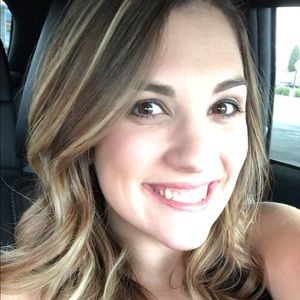 Meet your Posher, Robyn